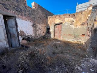 Maison jumelée à Valle de los Nueve - El Ejido - Medianías. Casa esquinera con garaje y grandes posibilidades en el ejido –