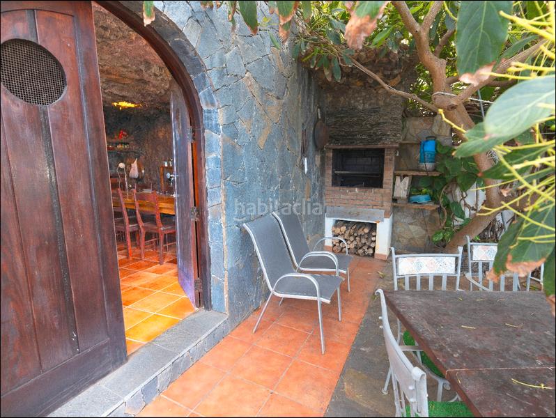 Foto f37a7fcf-ba3b-4457-bd36-6df2a0625358. Xalet amb aparcament piscina a Las Cuevas - Los Gómez Orotava (La)