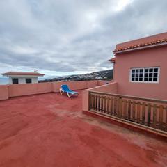 Casa adosada en Buen Paso - La Mancha. Vivienda de tres plantas