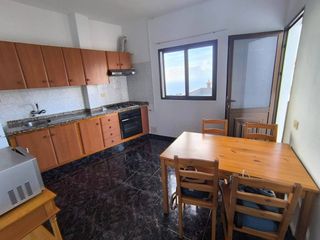 Lloguer Pis a Cuesta de la Villa. Amplio piso en santa úrsula