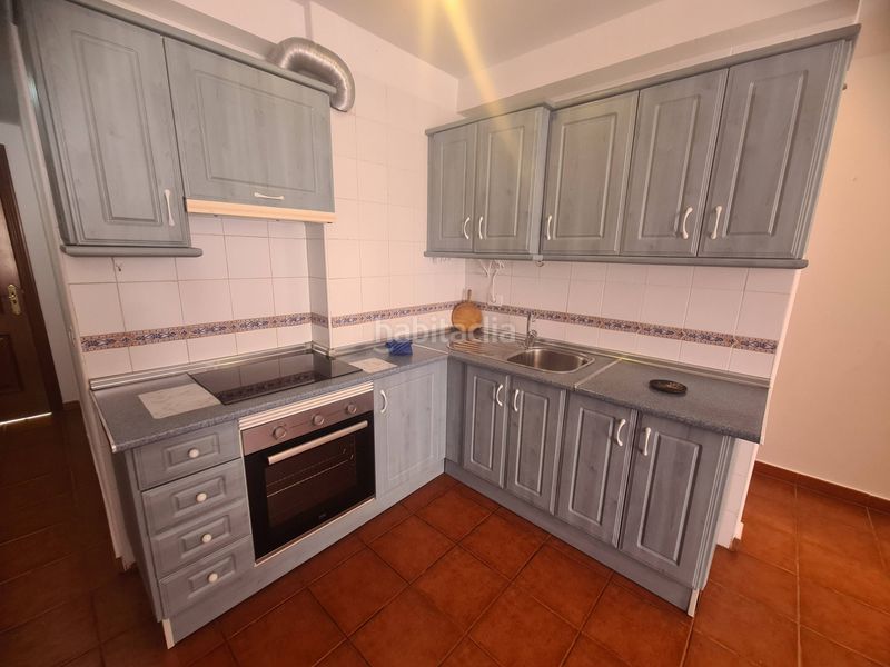 Foto d6a0ca42-eb4b-4b17-ae5b-5080ffa9c2e2. Rent flat with parking in Arico