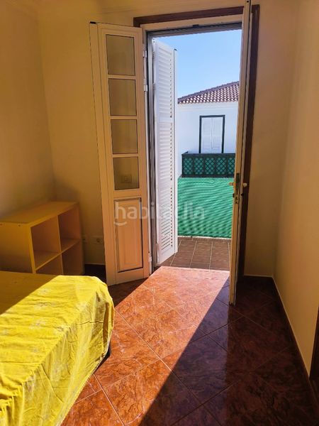 Foto b1684a6d-70a8-49b0-9c3c-8fa3d44f9f81. Lloguer casa a Arico