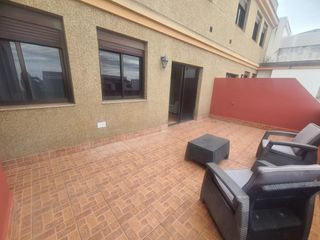 Location Appartement à Cuesta de la Villa. Amplio piso en santa úrsula