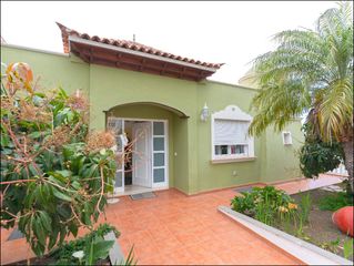 Chalet in Las Cuevas - Los Gómez. Magnífico chalet en laorotava