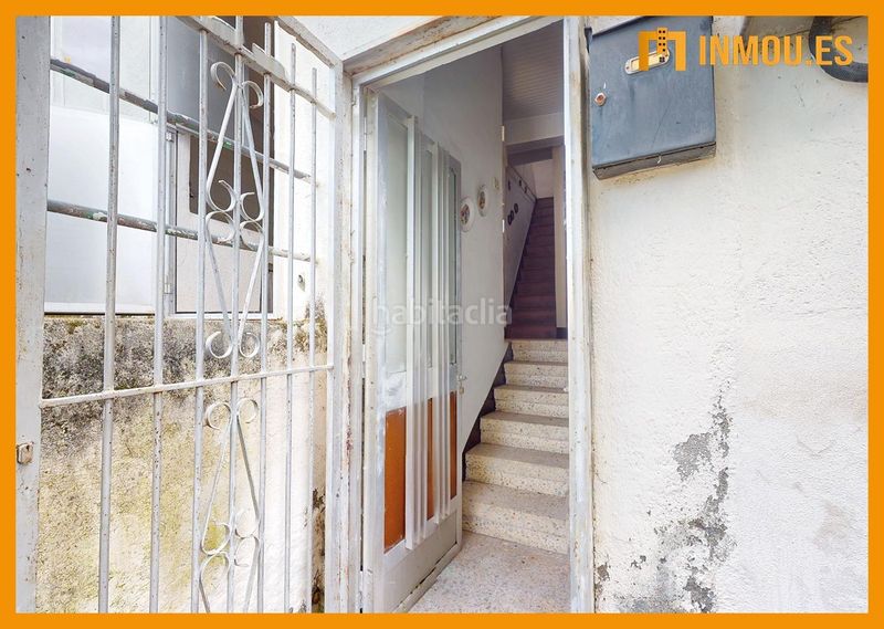 Foto 9d3e9486-fe14-43b5-980c-974ef7d593a5. Casa adossada a Celanova