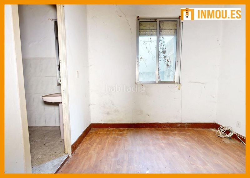 Foto dc9d76dc-3fb9-43c0-9fcf-dc1aac14cc25. Edifici a Couto Ourense