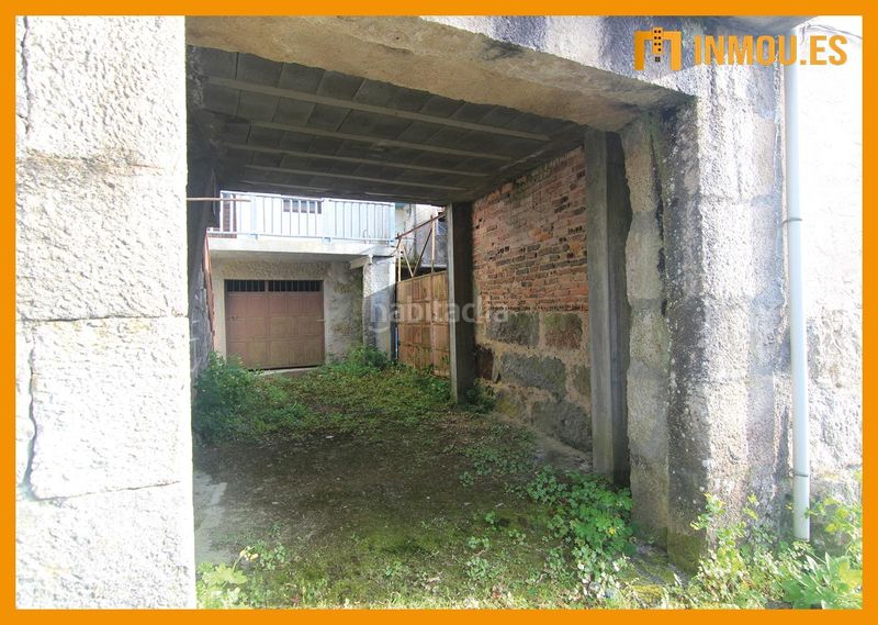 Foto 4dad3278-ba16-4082-b8db-b80aaa9bad7f. Casa amb calefacció aparcament a Castrelo de Miño