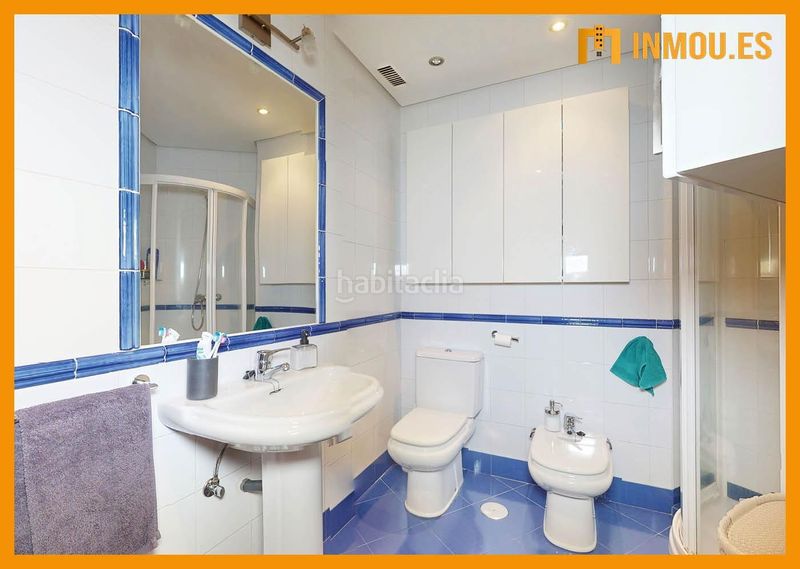 Foto 010a9b8c-e58f-4ec0-bd68-827209666605. Rent flat in Centro Ourense