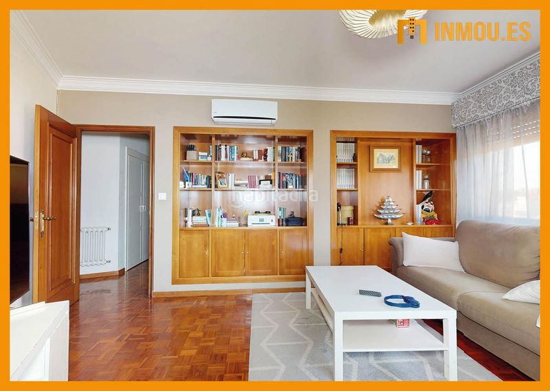 Foto fe87c97a-1c3a-4b69-8e3e-9b16a9789a49. Rent flat in Centro Ourense