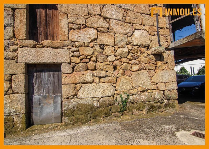 Foto 56a55a39-2867-47c3-9262-d982b1a255c9. Casa adossada a Barbadás