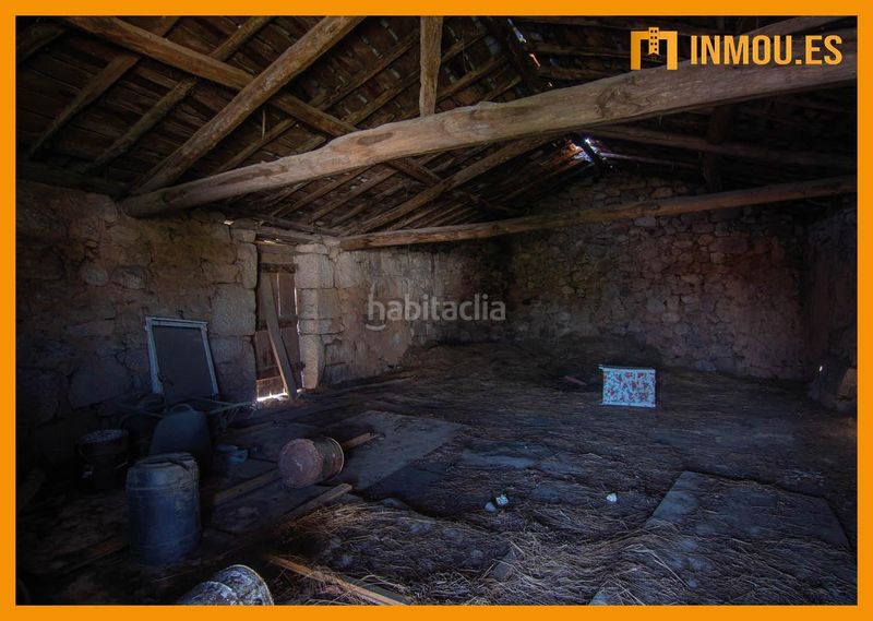 Foto 8f8e2f7a-f47c-490a-bd82-5c6027a9b69f. Casa adossada a Barbadás
