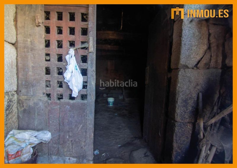 Foto d8ba9530-22a4-4ca6-808d-41697aecc6d4. Casa adossada a Barbadás