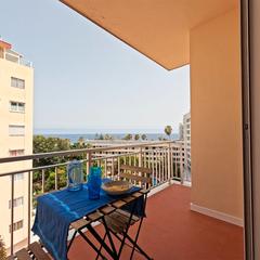 Pis a Avenida familia de betancourt y molina 33. Apartamento céntrico