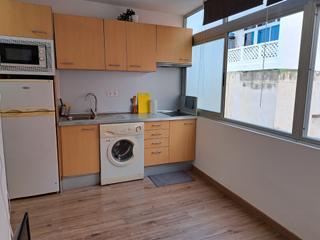 Apartament a San Antonio - Las Arenas. Estudio reformado en edificio con piscina