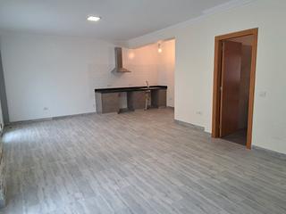 Apartament  Calle el pozo. Apartamento céntrico, reformado, con accesibilidad