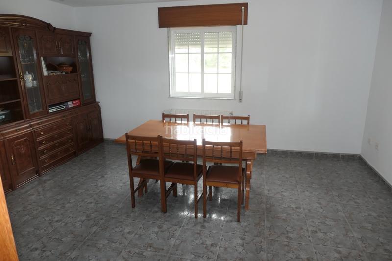 Foto 7d3703bc-3517-4dda-8d9e-55d3a507e259. Chalet con riscaldamento parcheggio in Friol