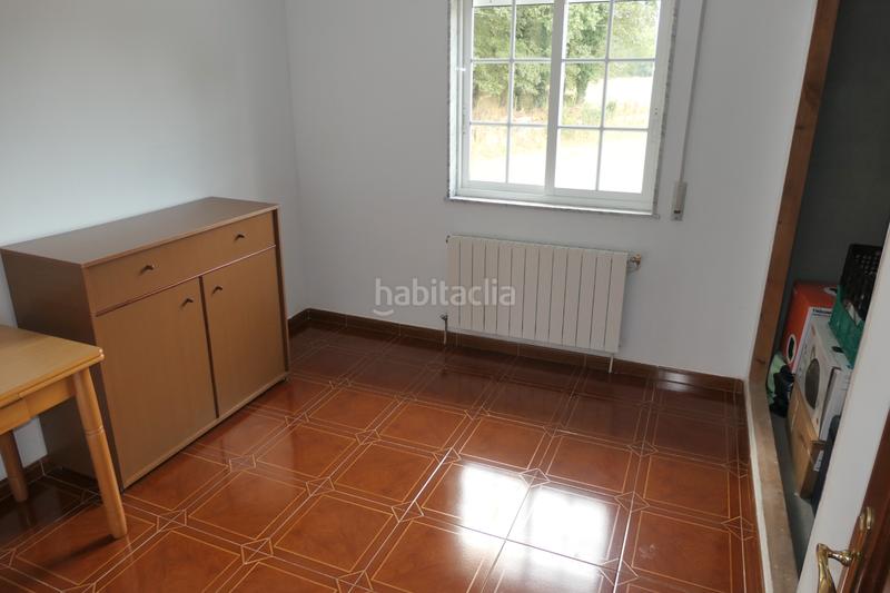 Foto aafece64-3893-40c3-9a23-ebd3d183fbc4. Chalet con riscaldamento parcheggio in Friol