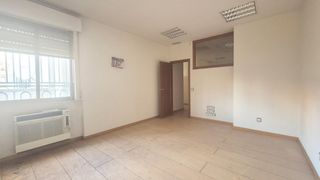 Geschäftsraum in Sancti Spiritus - San Juan. Urbis te ofrece un local comercial en venta  en el centro de sal