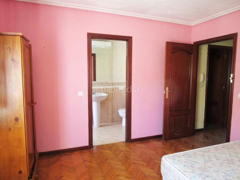Foto 0c5f3842-7165-4860-9472-d288424a5a0d. Casa adosada urbis te ofrece un estupendo adosado en nuevo naharros, , salamanca. en Pelabravo