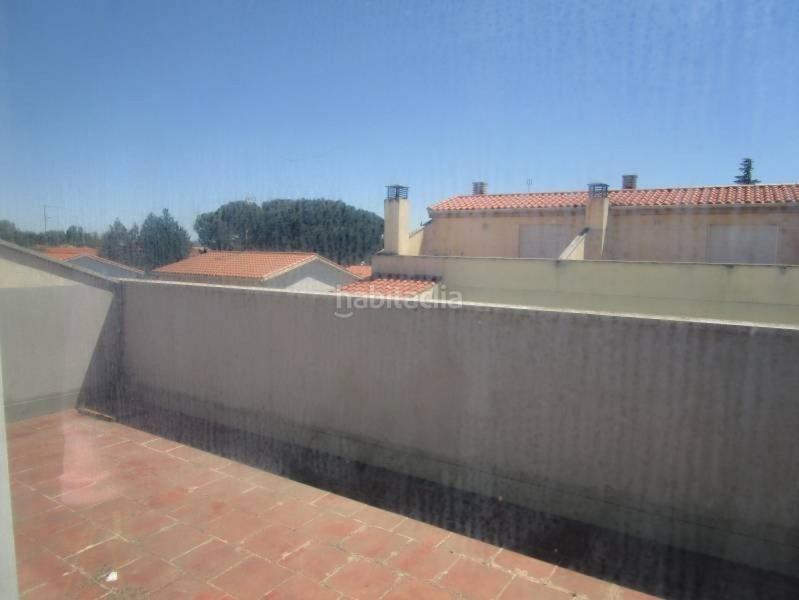Foto 51dd84e2-8597-4a4a-a613-70f41ea0968a. Casa adosada urbis te ofrece un estupendo adosado en nuevo naharros, , salamanca. en Pelabravo