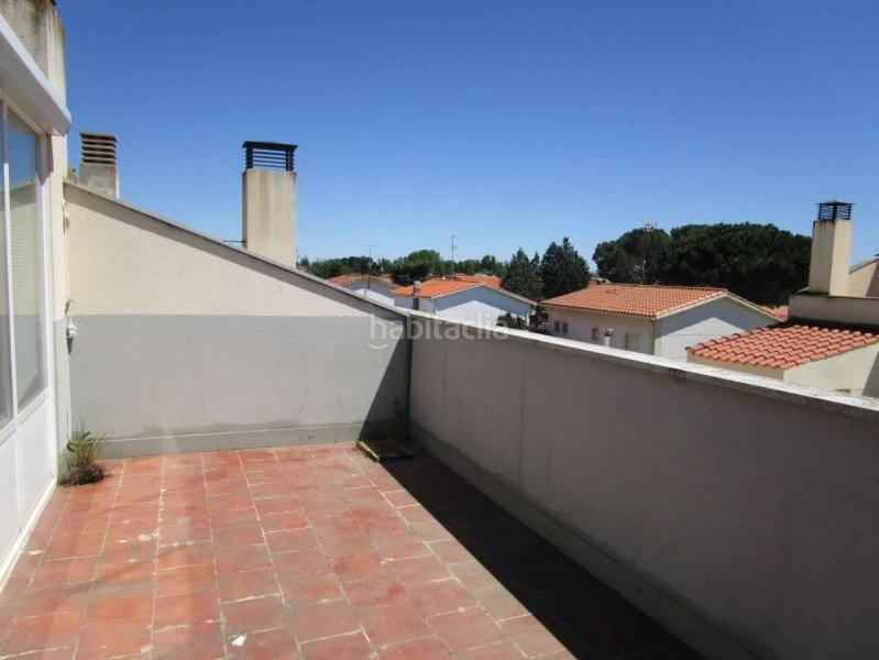 Foto 799d6de4-a0c3-483a-9f24-583c7d7627a7. Casa adosada urbis te ofrece un estupendo adosado en nuevo naharros, , salamanca. en Pelabravo