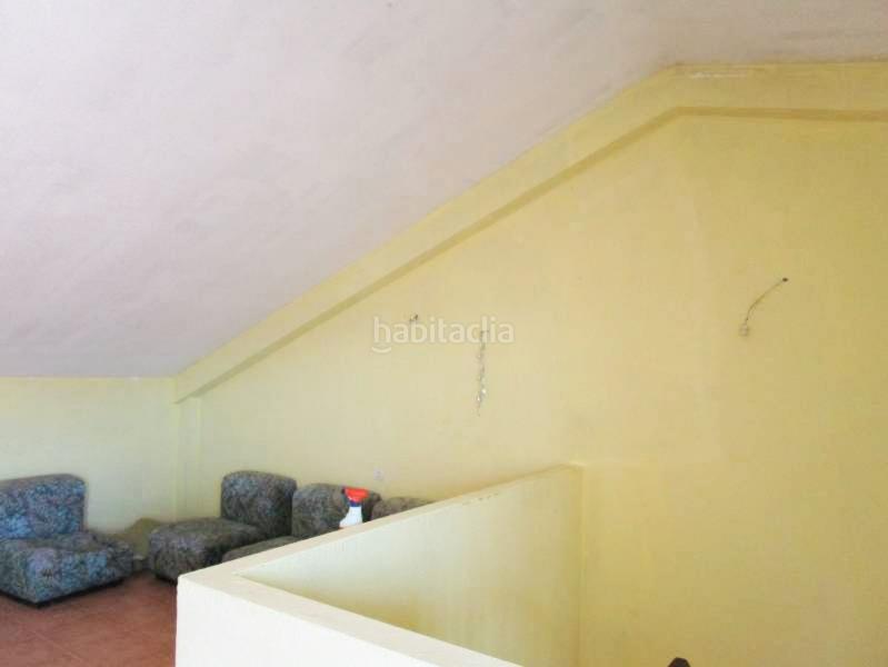 Foto c9b990f0-b903-41b3-ade0-511dd28594a2. Casa adosada urbis te ofrece un estupendo adosado en nuevo naharros, , salamanca. en Pelabravo