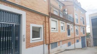 Parking voiture à Alba de Tormes. Urbis te ofrece plazas de garaje en venta en alba de tormes, sal