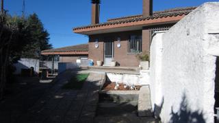 Xalet a Villares de la Reina. Urbis te ofrece un espectacular chalet en venta en villares de l