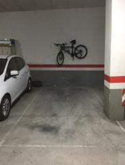 Parking coche en Rollo - Puente Ladrillo. Urbis te ofrece una plaza de garaje en zona puente ladrillotores