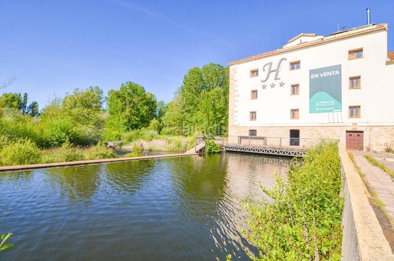 Foto 9b1822c3-cd12-49d2-9ca0-3f22cc52f723. Edifici a Ciudad Rodrigo