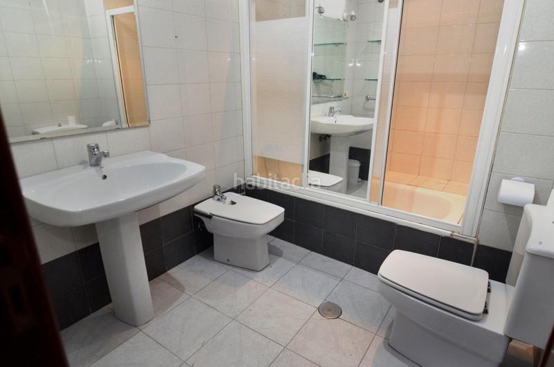 Foto 1811e67c-d31a-4eaf-b167-01b7699a0ac8. Flat with heating in Centro Salamanca