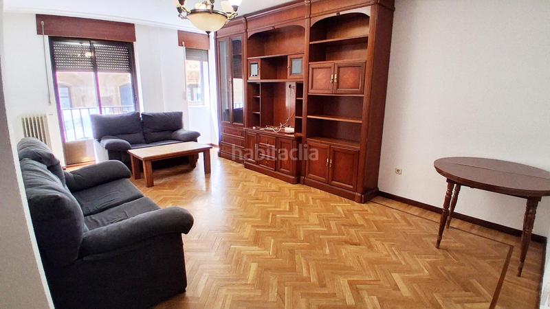 Foto eb1aec41-69ec-42b8-a2ca-4b39266f2cac. Flat with heating in Centro Salamanca