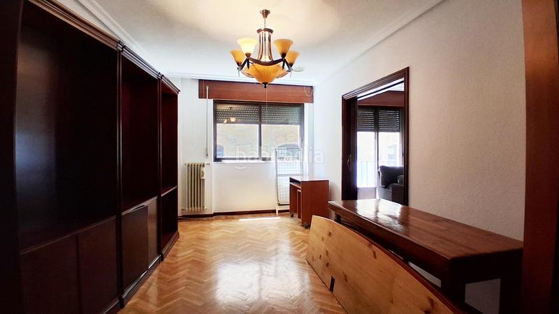 Foto ee9741a7-40c7-46af-9b72-558d2cb8a19d. Flat with heating in Centro Salamanca