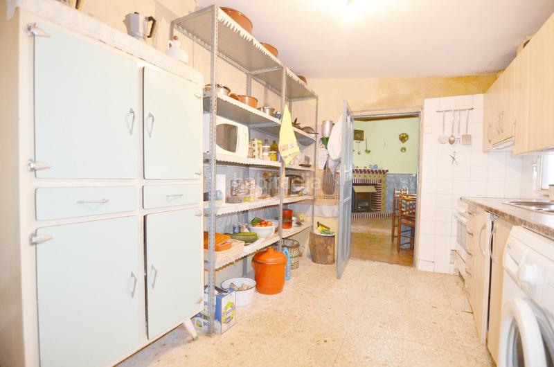 Foto 4b33a2ee-3415-4425-83c0-74bea42c66a0. Casa urbis te ofrece una estupenda casa de pueblo en venta , salamanca. en Cabrillas