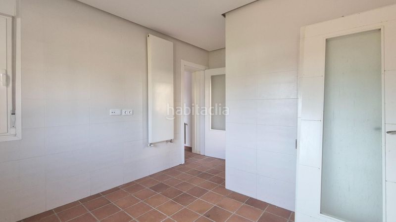 Foto 44ed8c20-6315-4411-9074-32d2d769e5b2. Casa aparellada amb aparcament a Carrascal de Barregas