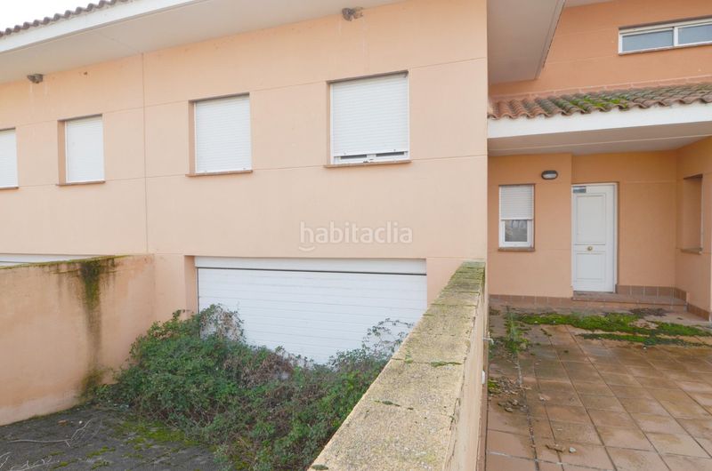 Foto 6a0d3779-10ff-4c0a-96e5-c8b0d0112f9b. Casa aparellada amb aparcament a Carrascal de Barregas