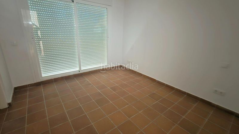 Foto df8b23d1-fbe3-4bb9-b378-afccaa784571. Casa aparellada amb aparcament a Carrascal de Barregas