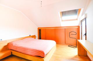 Rent Penthouse in Pizarrales. Urbis te ofrece un ático en alquiler en zona cementerio valhondo