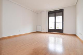 Appartement à Fuente de San Esteban (La). Urbis te ofrece un estupendo piso en venta en la fuente de san e