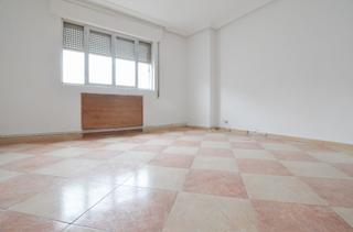 Appartement à Peñaranda de Bracamonte. Urbis te ofrece un piso en venta en peñaranda de bracamonte, sal