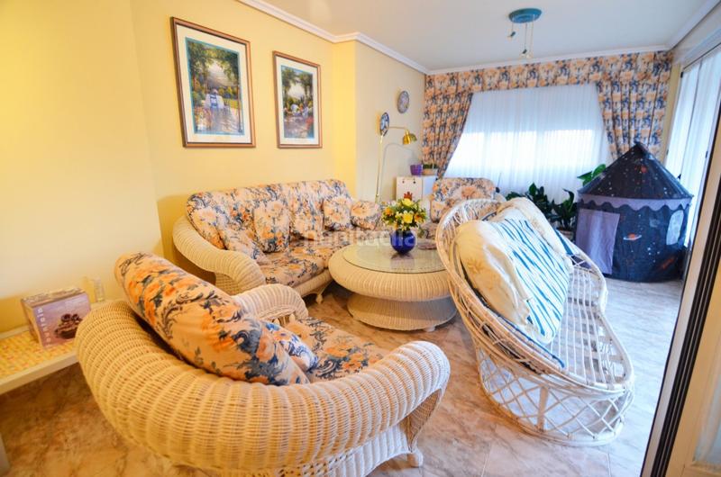 Foto 002a1005-f61c-40e7-b32b-c7e05d0c08d9. Chalet urbis te ofrece un chalet en venta en valdelagua, , salamanca. en Santa Marta de Tormes
