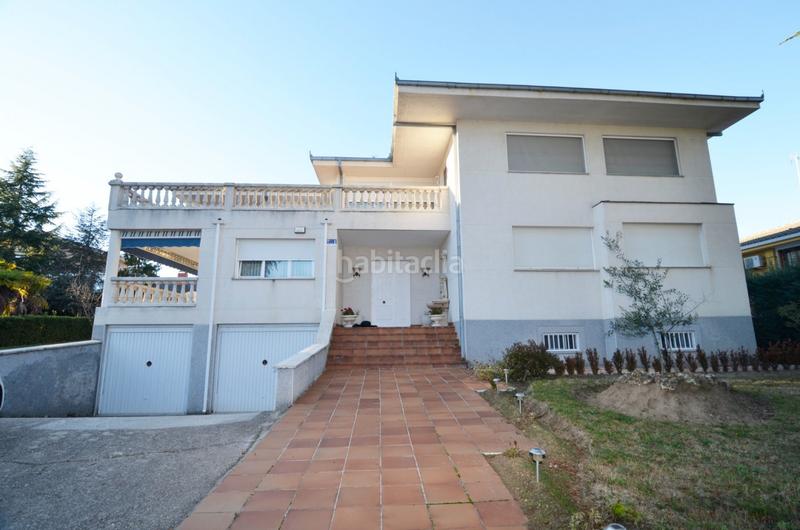 Foto 17f11748-9b32-42b4-992c-c92e617fe589. Chalet urbis te ofrece un chalet en venta en valdelagua, , salamanca. en Santa Marta de Tormes