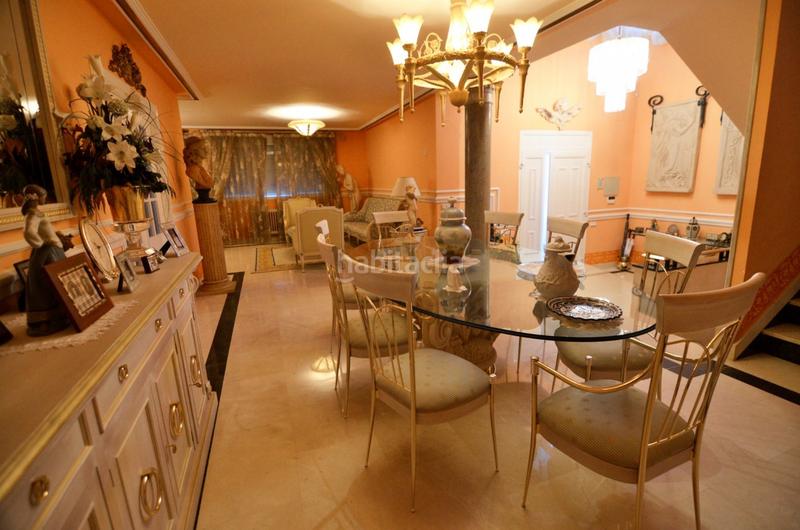 Foto a8e70f52-a2dd-40f7-8a7d-bbf40a5fed54. Chalet urbis te ofrece un chalet en venta en valdelagua, , salamanca. en Santa Marta de Tormes
