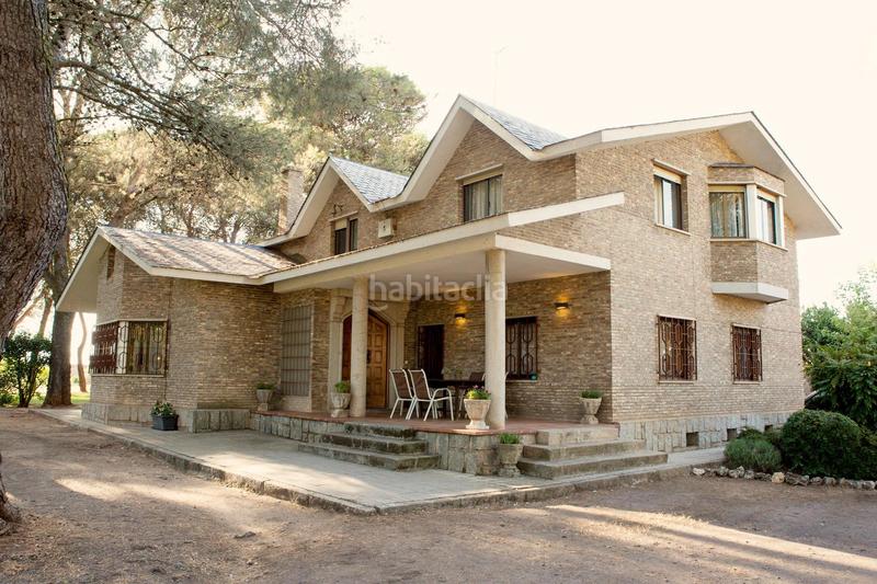 Foto 0041e2b2-2f4e-4d8a-af0d-998df09164cd. Chalet avec chauffage parking dans Capuchinos - Glorieta - Ciudad Jardín Salamanca