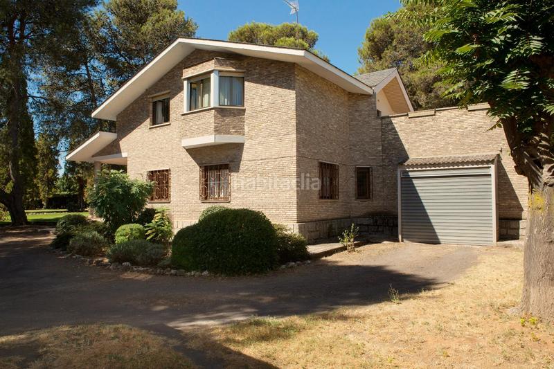 Foto 0ab7ae21-8875-4b86-a418-1c1e497feed9. Chalet avec chauffage parking dans Capuchinos - Glorieta - Ciudad Jardín Salamanca