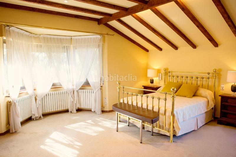 Foto 40bc4bcc-51d7-4f33-bf15-6cce50735c3e. Chalet avec chauffage parking dans Capuchinos - Glorieta - Ciudad Jardín Salamanca