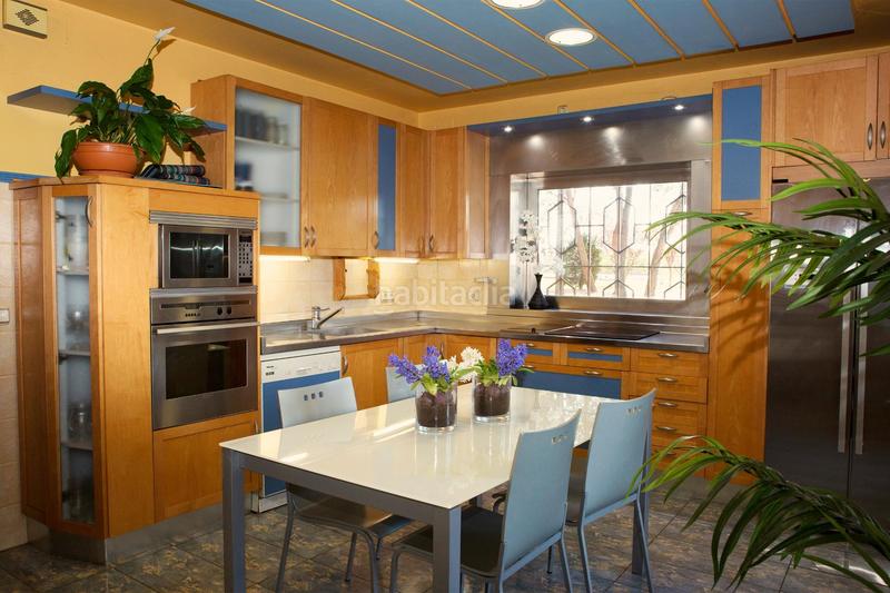 Foto 5e37ee02-df89-4a07-86a1-d6c226fa5219. Chalet avec chauffage parking dans Capuchinos - Glorieta - Ciudad Jardín Salamanca