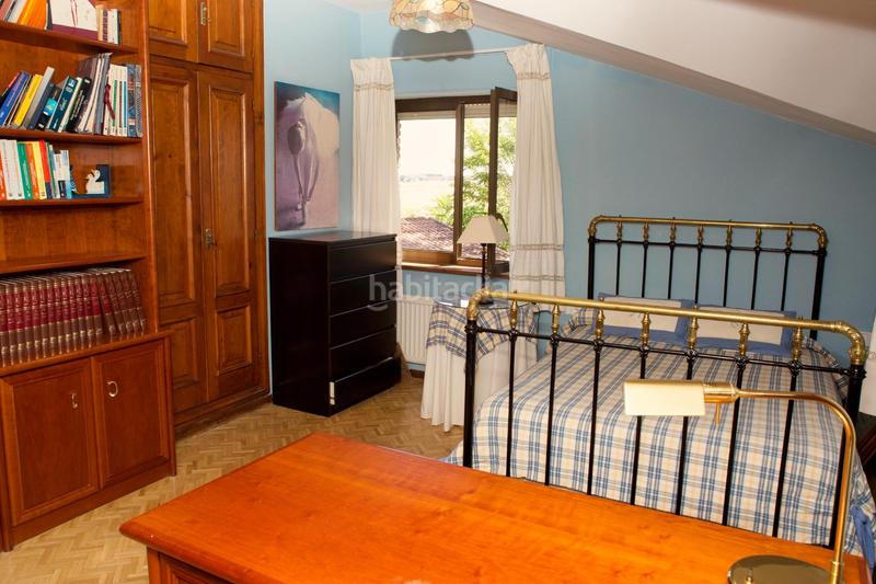 Foto d1f40f5d-c63f-4679-9d06-f977281d7524. Chalet avec chauffage parking dans Capuchinos - Glorieta - Ciudad Jardín Salamanca