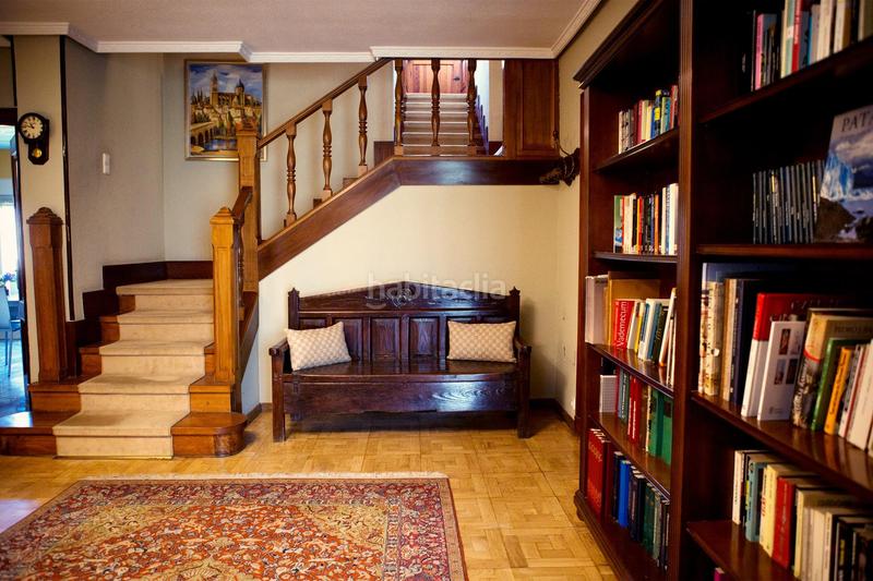 Foto e3a6d387-de4e-4c43-b6eb-79a80ece9644. Chalet avec chauffage parking dans Capuchinos - Glorieta - Ciudad Jardín Salamanca