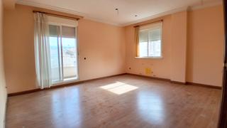 Casa a Ledesma. Urbis te ofrece una casa en venta en ledesma, salamanca.